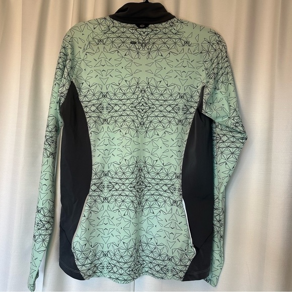 Sugoi Women’s Large Cycling Fleece Top Long Sleeve Aqua Midzero 1/4 Zip EUC - Picture 7 of 11